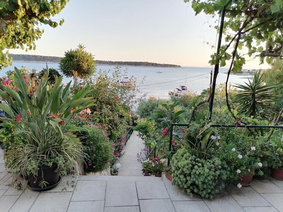 Paradise House At Sea Rab Town Exterior foto