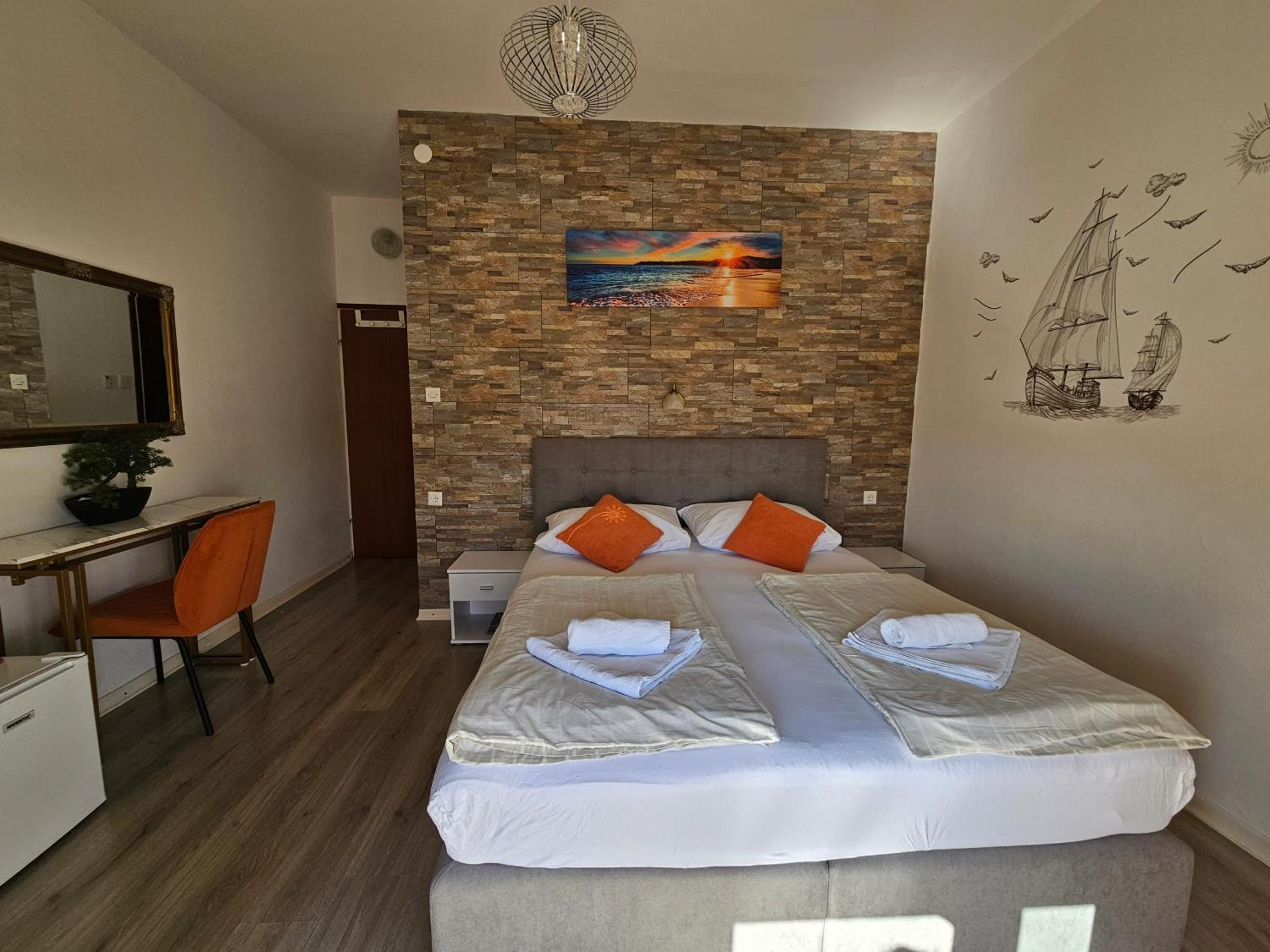 Paradise House At Sea Rab Town Habitación foto