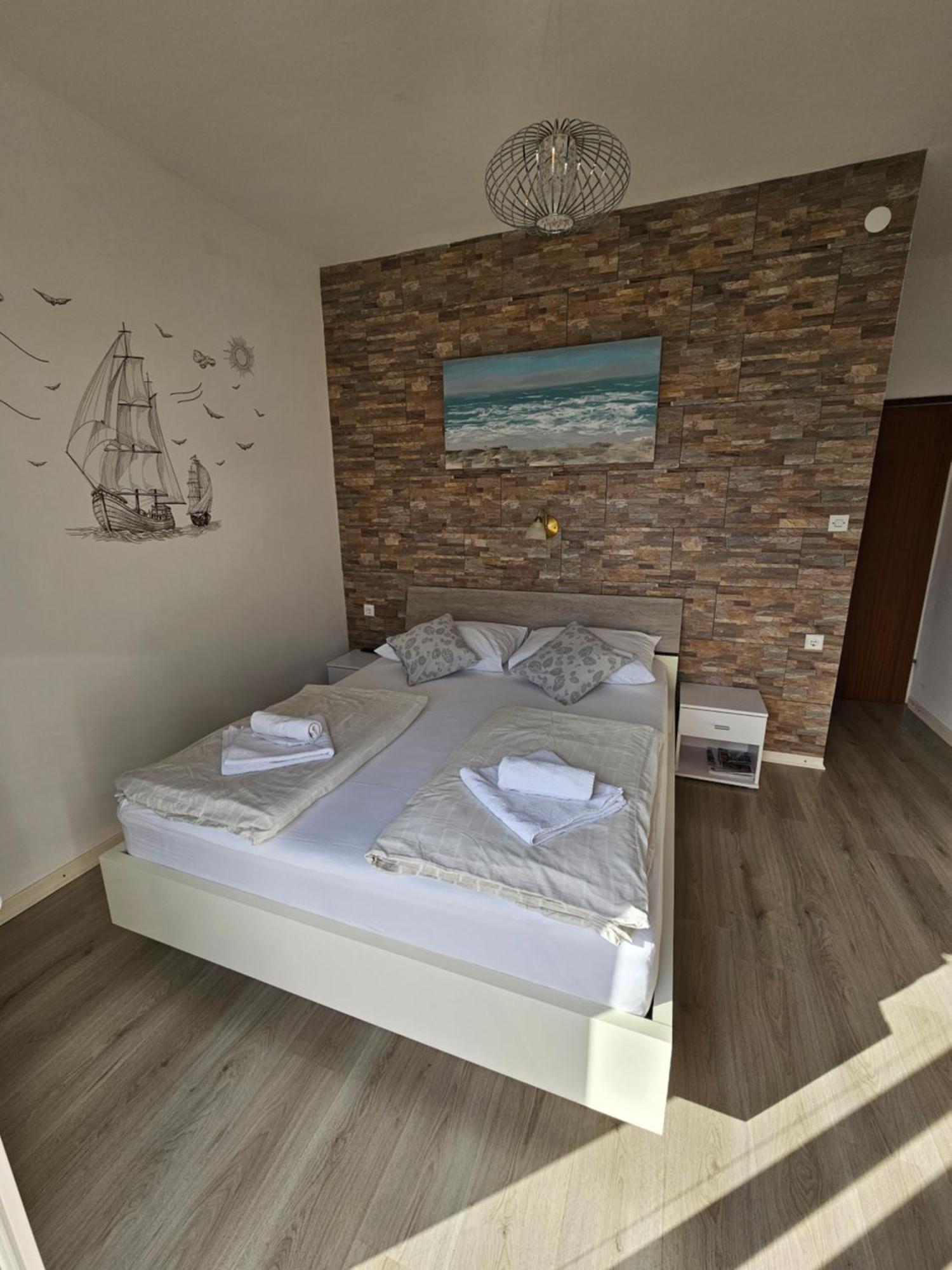 Paradise House At Sea Rab Town Habitación foto