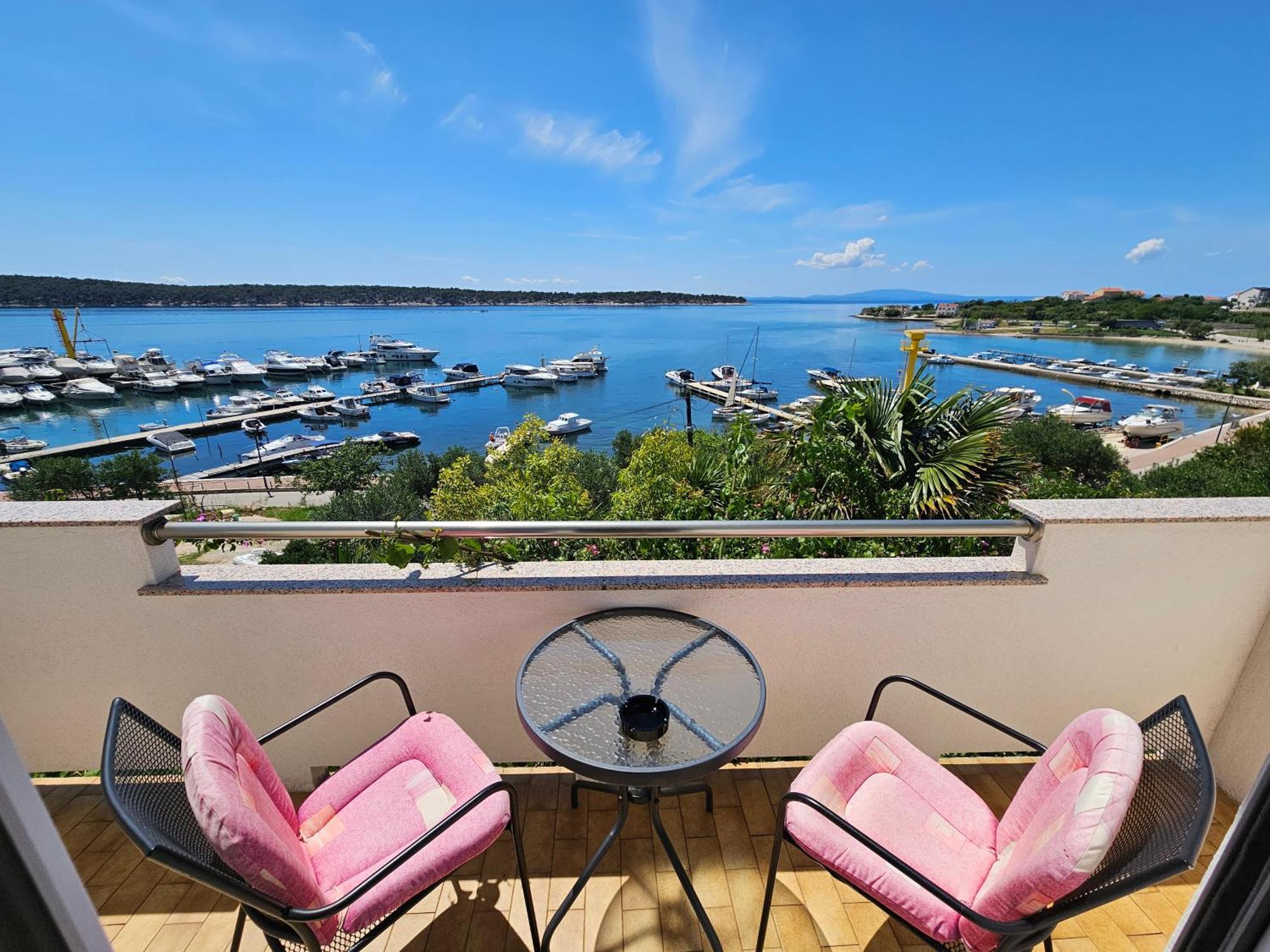 Paradise House At Sea Rab Town Exterior foto
